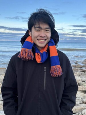 Photo portrait of Lyndon Shi